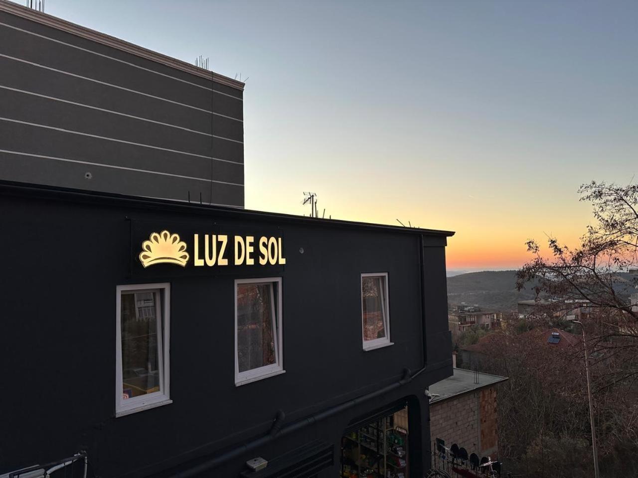 Luz De Sol Hotel *